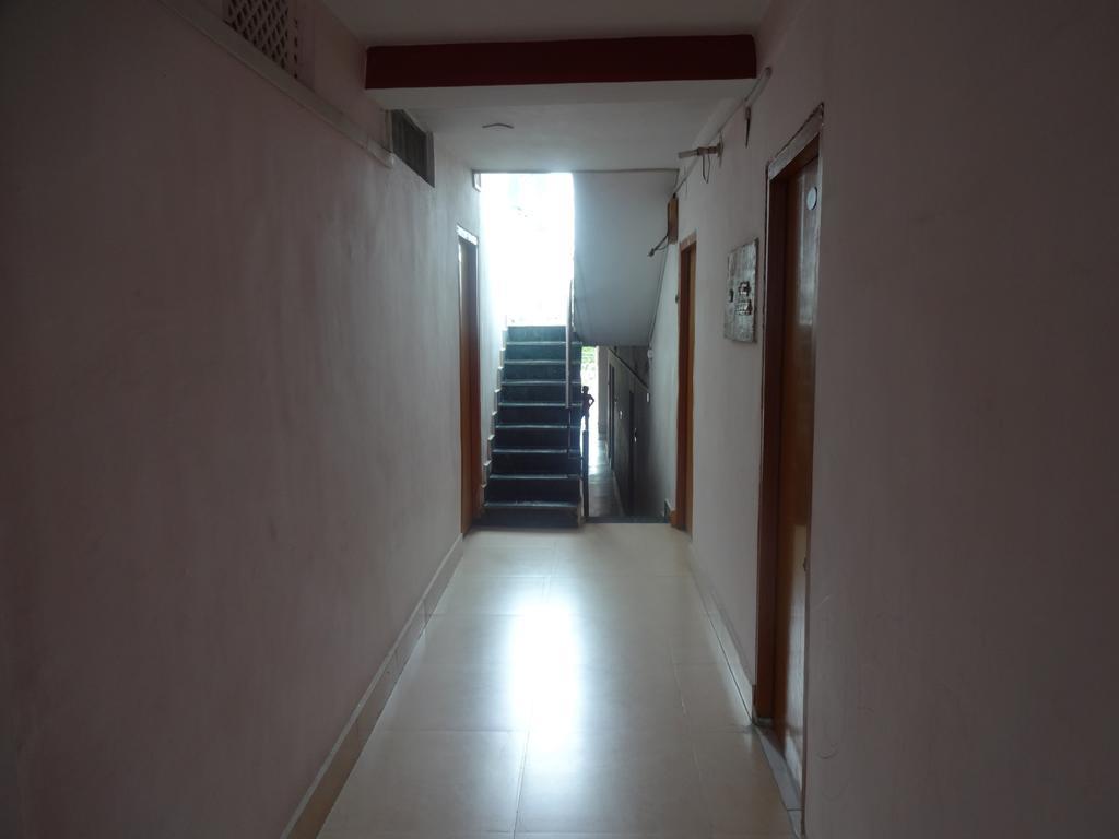 Rahul Buddha Guest House พุทธคยา ภายนอก รูปภาพ